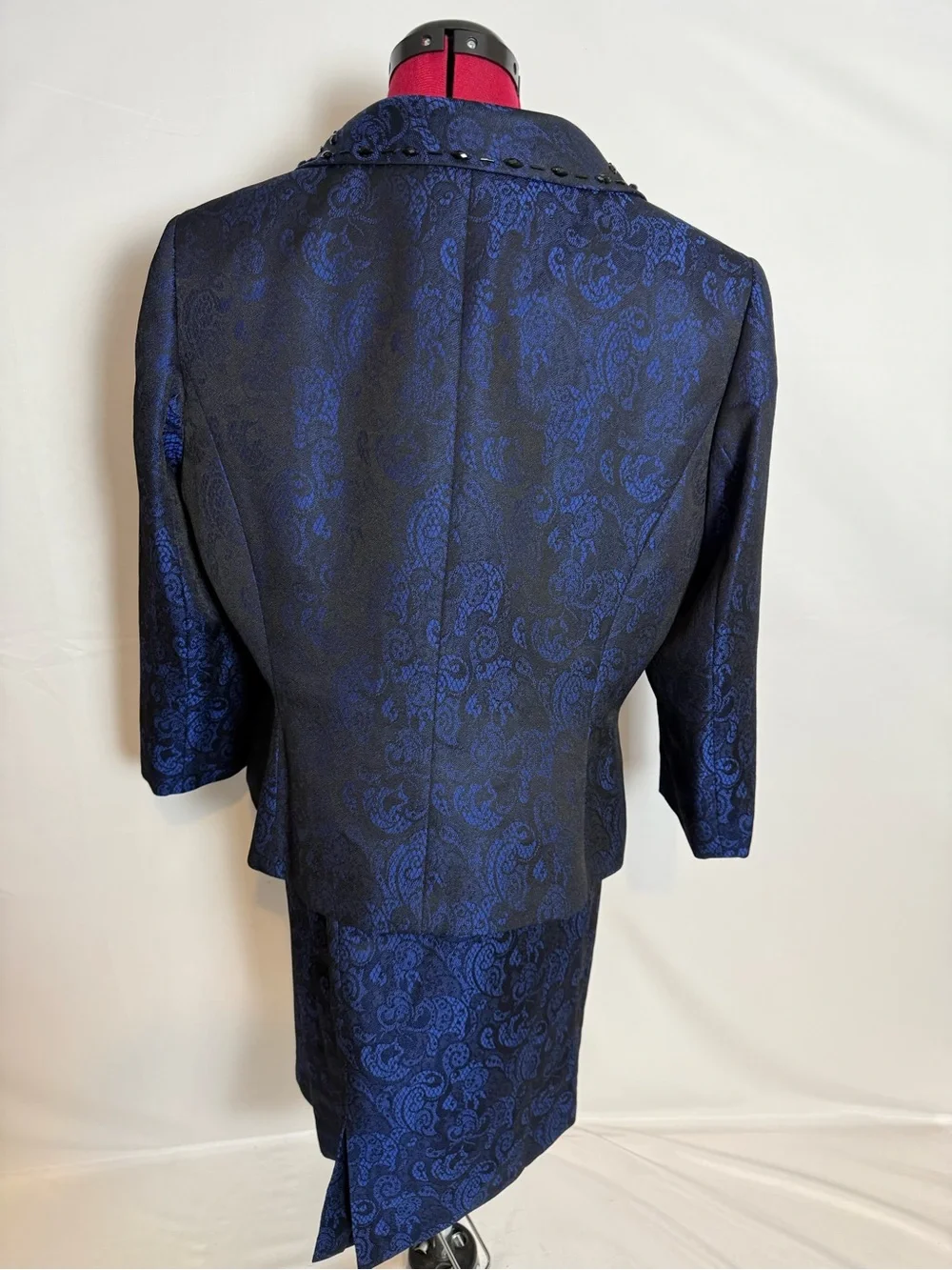 Tahari ASL Skirt Suit Size 16 Blue & Black Paisley 2-Piece Set Blazer & Skirt